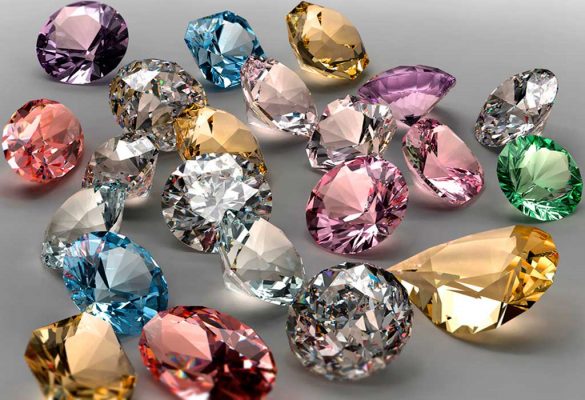 Ограненные алмазы разных цветов